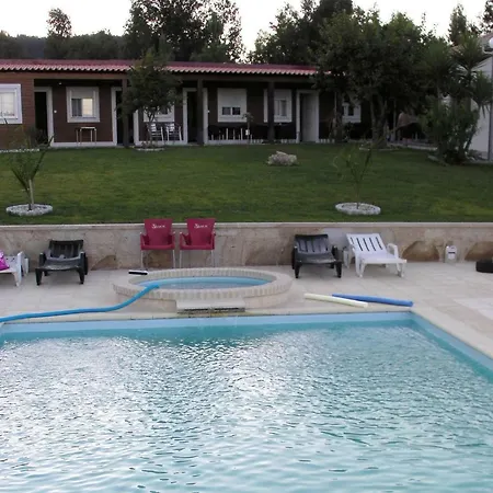 Costa & Dias * ヴィーラ・ヴェルデ