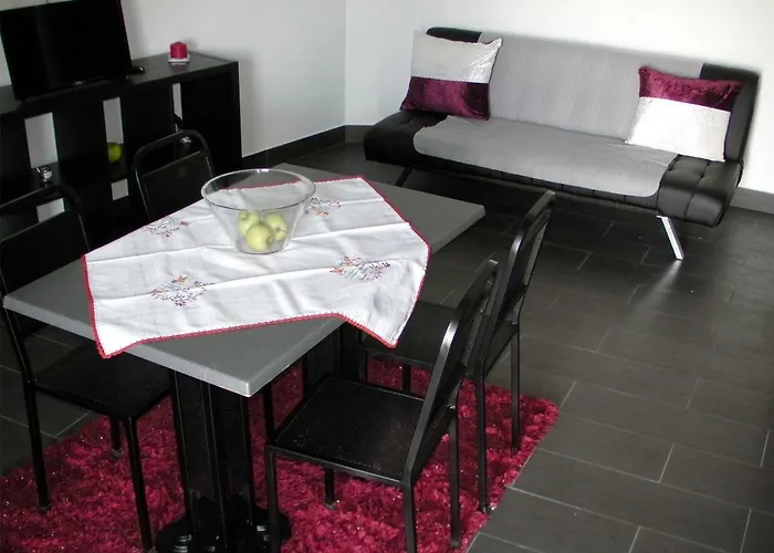 Costa & Dias Farm stay